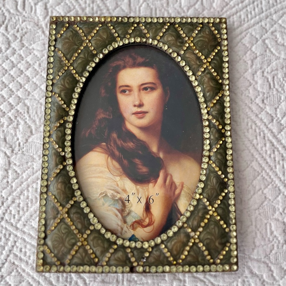 Beaded Picture Frame - Picture 2 of 6